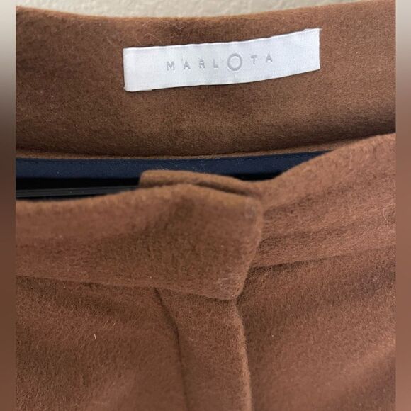 Sold  - Picture 3 of 5